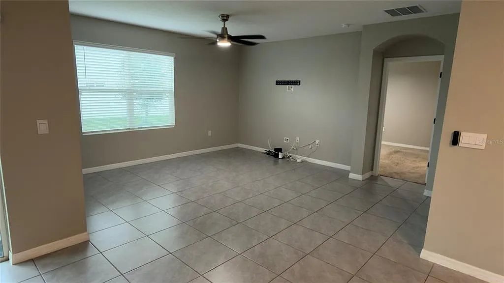 4 bed, 2.0 bath, 1846 sqft, $2,550 — Photo 4