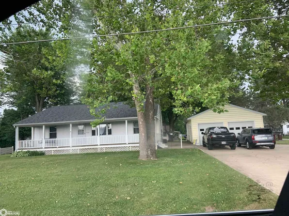5468 Madison Ave, Burlington, IA 52601