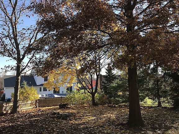 3rd image of 1158 Ledgebrook Dr