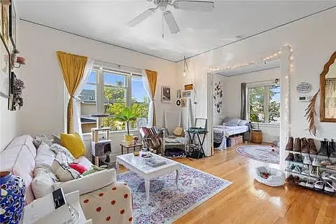 45 University Ave — Photo 2