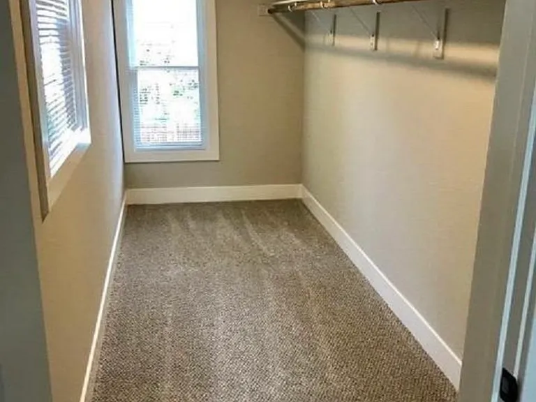 1713 G St #2 — Photo 6