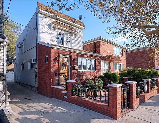Sold by Remax Edge | media 2