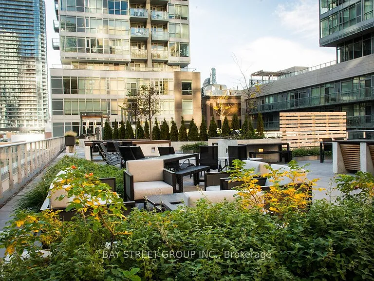 199 Richmond St W #218 — Photo 23