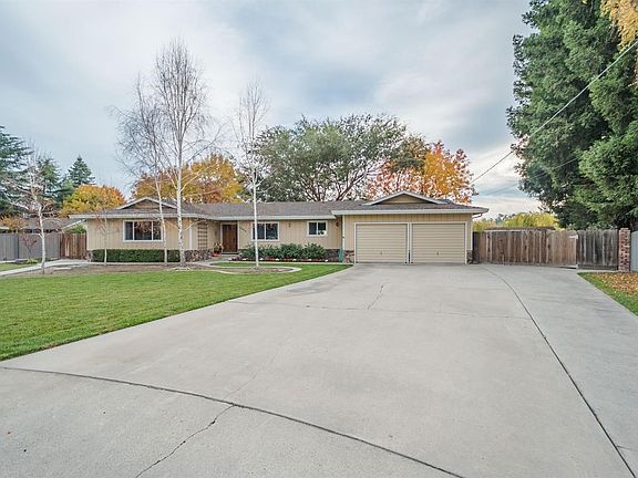 3rd image of 10409 N Lana Ln