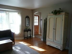 3rd image of 248 Hawthorne Ave