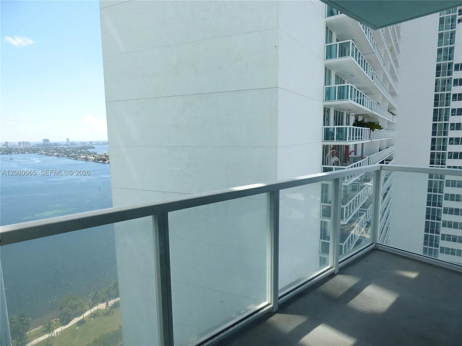Quantum On The Bay Condo — Photo 3