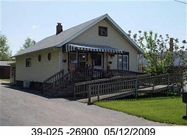 1st image of 1616 Fremont Ave NE