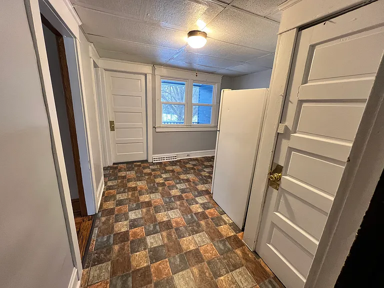 108 N Keystone Ave — Photo 8