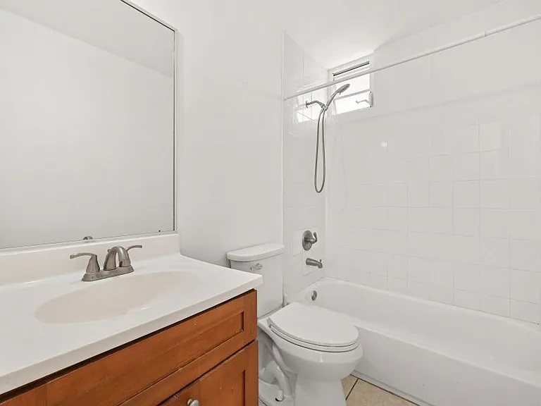 Cond Montecentro Apt L401 Calle Daguao 416 — Photo 22