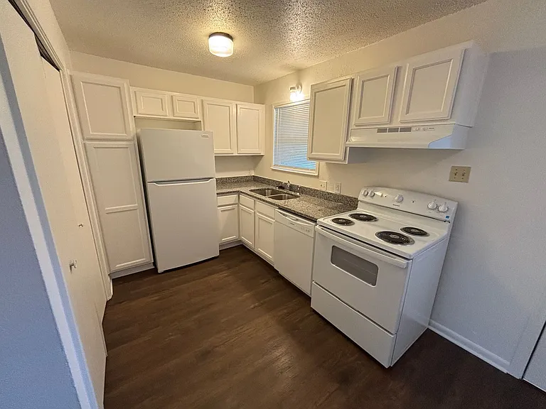 3302 Keller Rd — Photo 6
