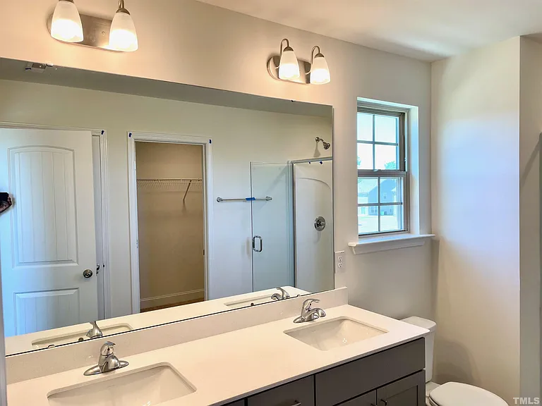 1601 Paperbush Ct — Photo 3