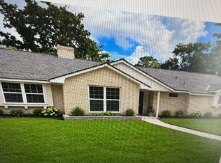 915 Kingsbridge Rd, Houston, TX 77073