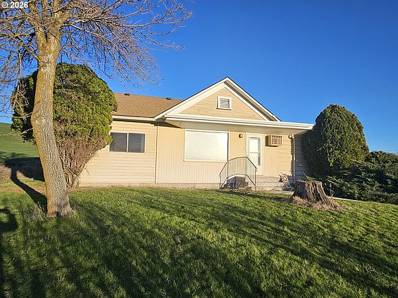 2nd image of 46078 Raymond Rd