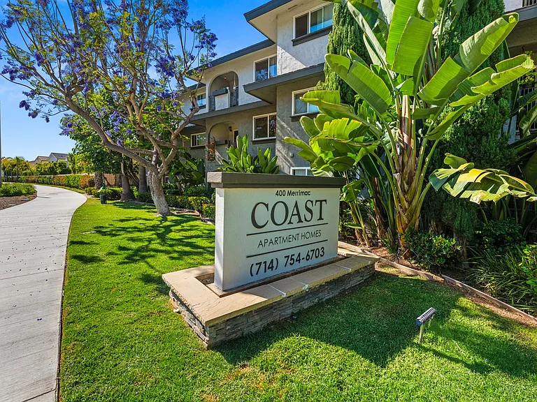Coast Apartments — Photo 22