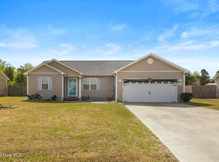 120 Eagle Ridge Dr, Beulaville, NC 28518