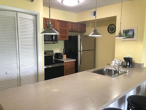 2nd image of 500 Burton Dr #5214