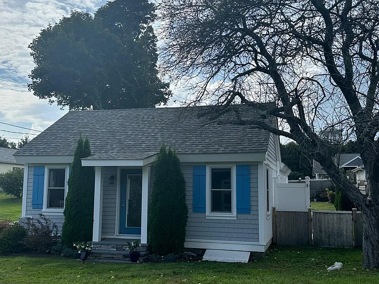 173 E Shore Rd — Photo 28