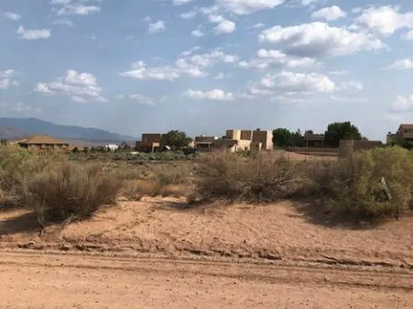 6900 Chapingo Rd NE, Rio Rancho, NM 87144