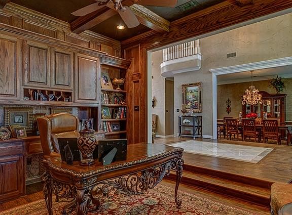 4th image of 2901 Highgrove Ct