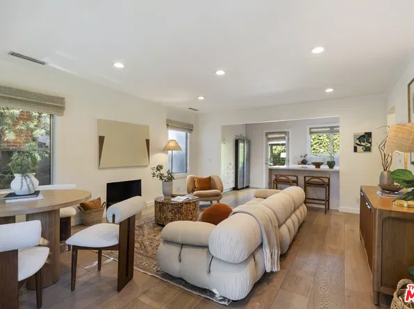 2432 Ocean Ave, Venice, CA 90291