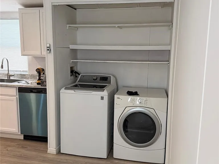 130 Lantern Pl — Photo 13