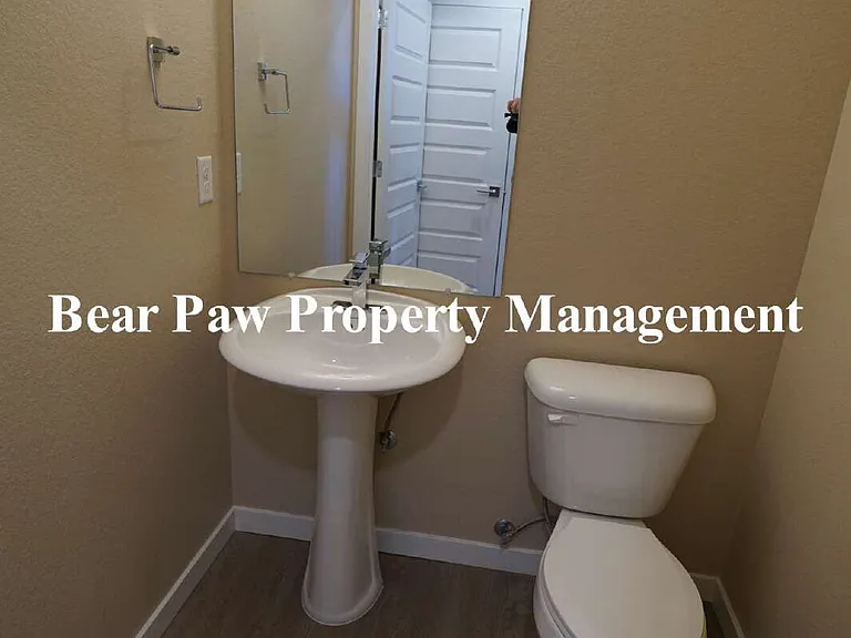 4005 S Teller St — Photo 5