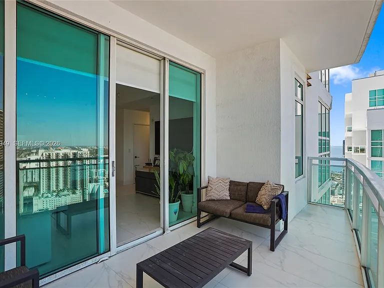 950 Brickell Bay Dr #4101 — Photo 24