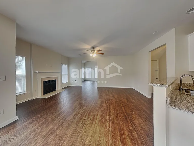 1019 Canopy Dr — Photo 11
