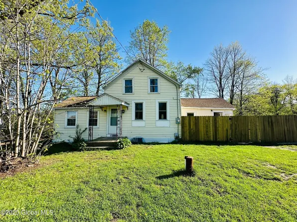 445 Route 67, Mechanicville, NY 12118