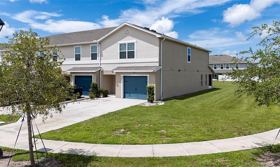 1st image of 3075 FIELDWOOD CIRCLE