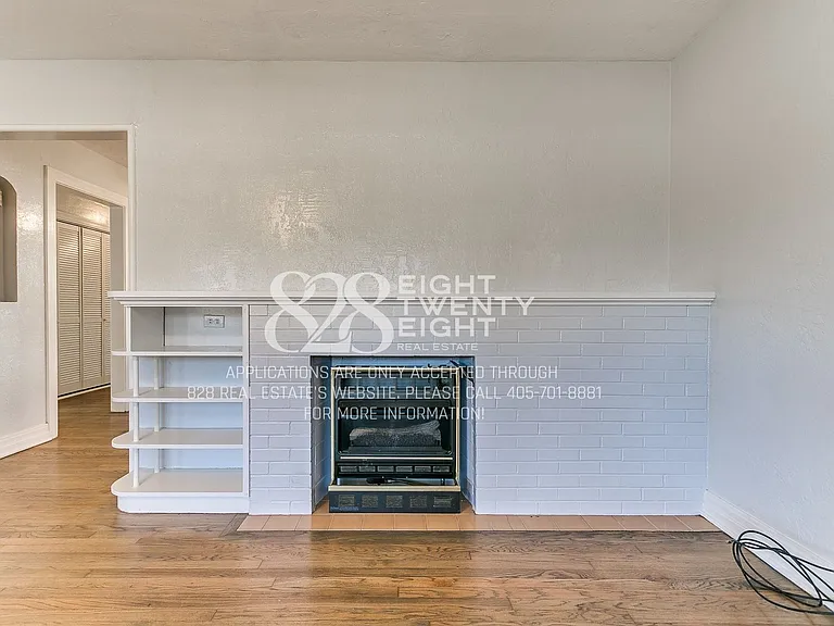 930 Miller Ave — Photo 14