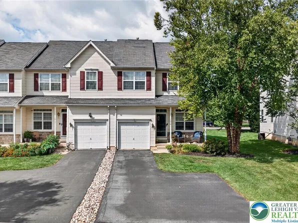 1078 King Way, Breinigsville, PA 18031