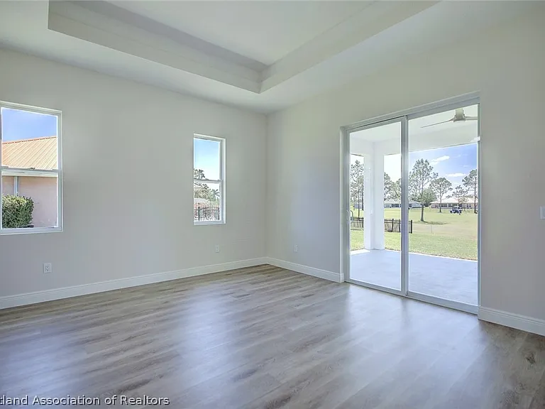 6416 Concord Dr — Photo 21