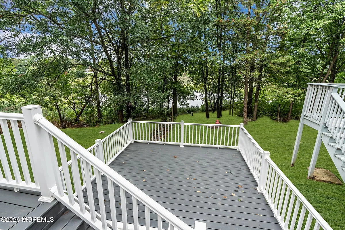 2 bed, 1.5 bath, 1024 sqft, $2,850 — Photo 2
