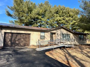 6753 Ellis Rd, Erie, IL 61250