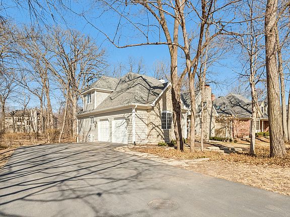 3rd image of 771 Black Walnut Ct