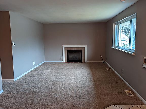 3rd image of 645 Corona Ave