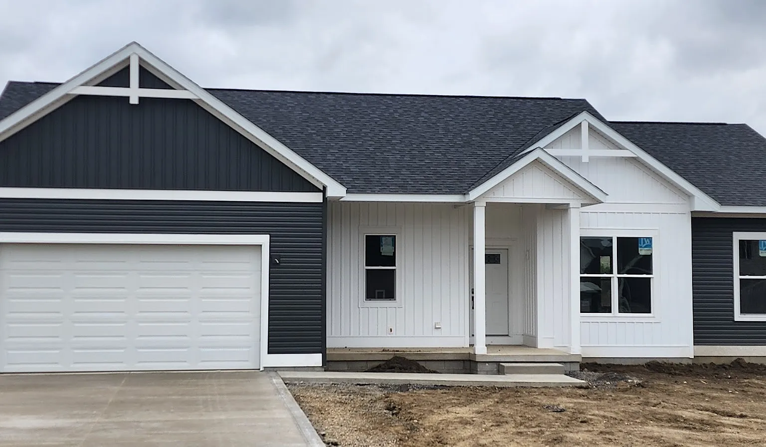 405 Sugar Maple Ln — Photo 2