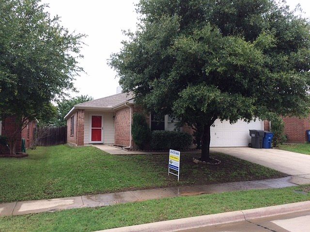 1st image of 1564 Crown View Dr