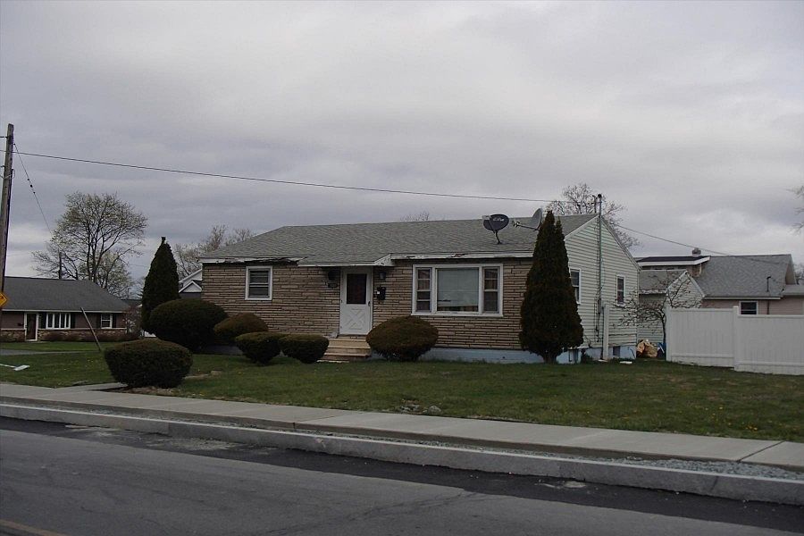 2nd image of 1501 Washington Ave