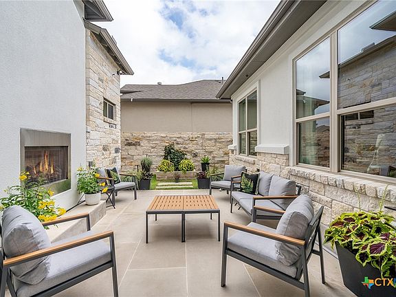 5th image of 421 Skyflower Dr #V