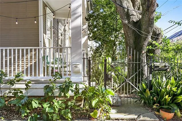 1327 Josephine St #A — Photo 2