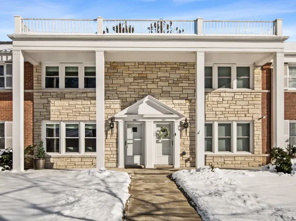606 5th St #606, Wilmette, IL 60091