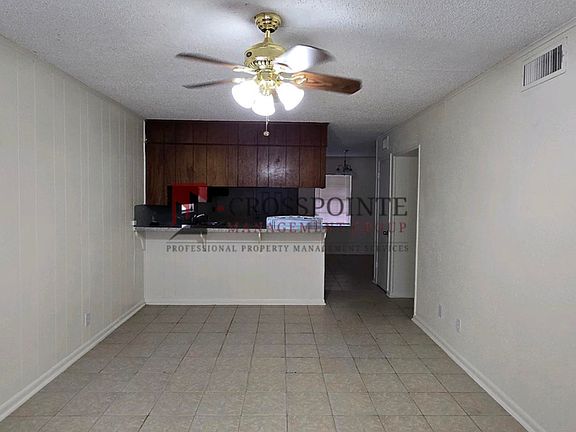 3rd image of 210 Ruby Ln #B