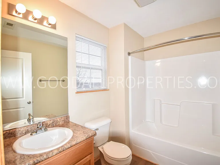 4315 152nd Ct — Photo 12