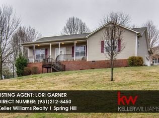 1800 Creekstone Dr, Columbia, TN 38401