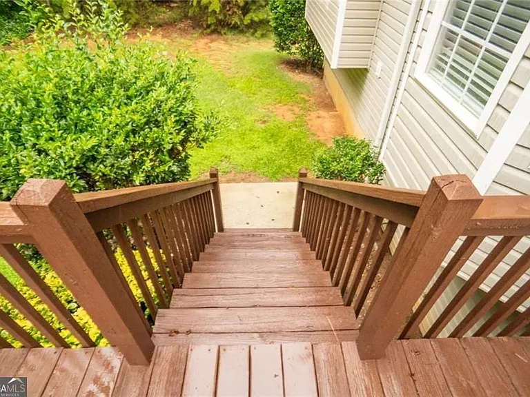 52 Fieldstone Ct — Photo 37