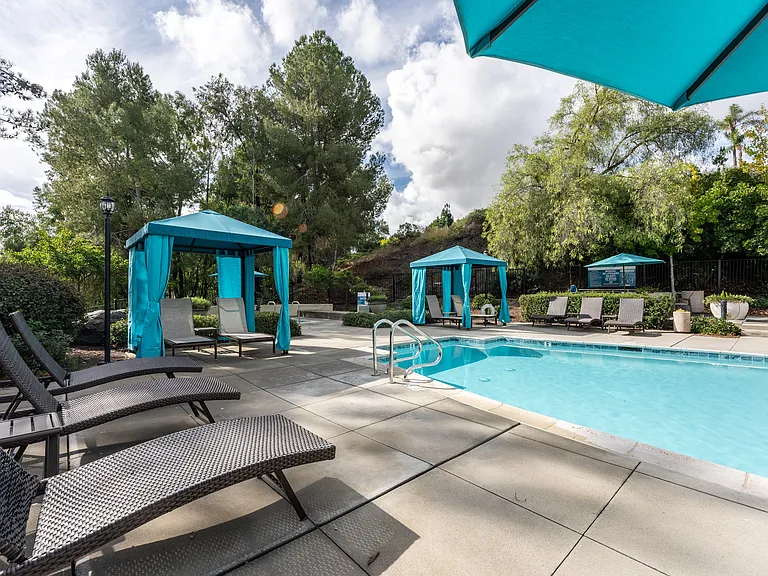 Alta Vista Apartments — Photo 17