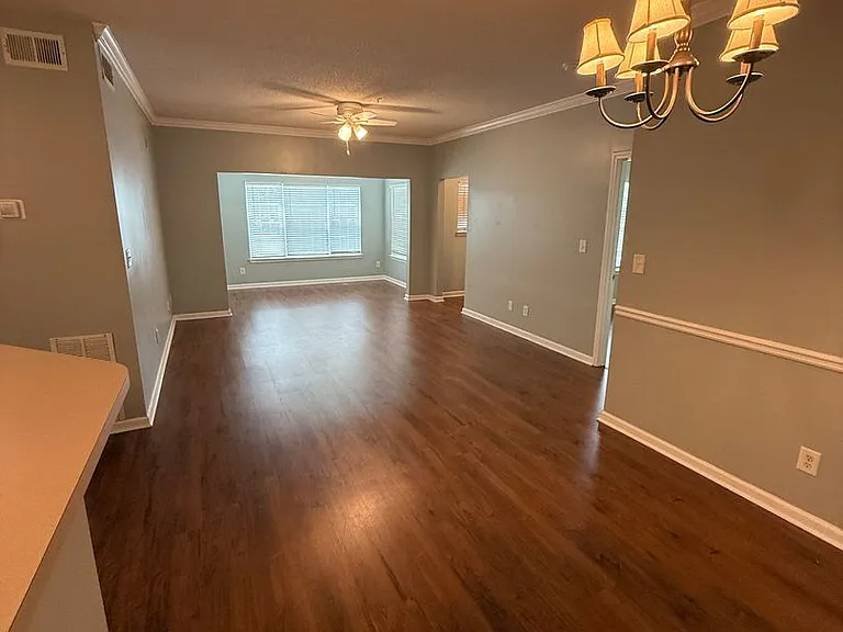 9201 Walden Park Dr — Photo 18