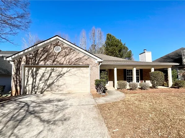 5945 Raventree Ct, Atlanta, GA 30349